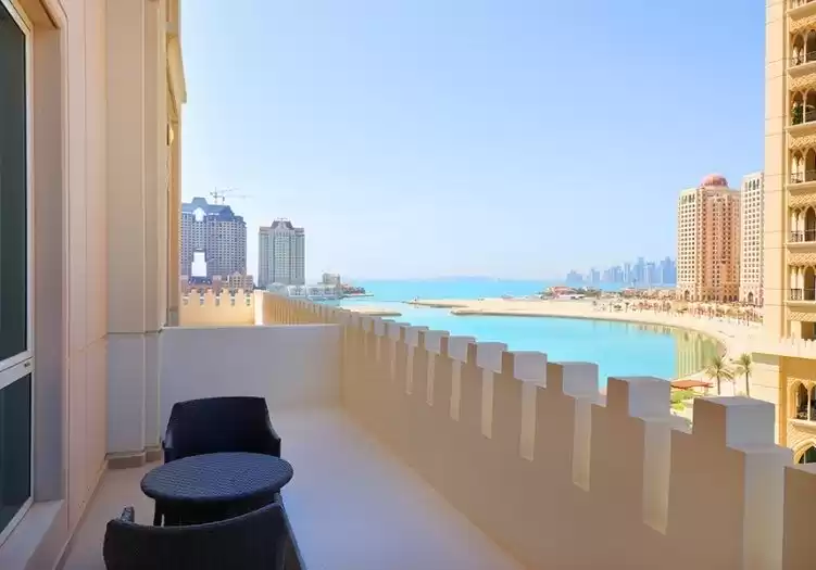 yerleşim Hazır Mülk 1 yatak odası F/F Apartman  kiralık içinde Al Sadd , Doha #15441 - 1  image 